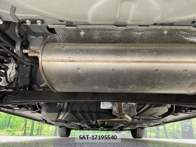 Toyota SIENTA 2023-08 7252293-18