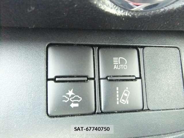 Toyota SIENTA 2017-04 7252308-9