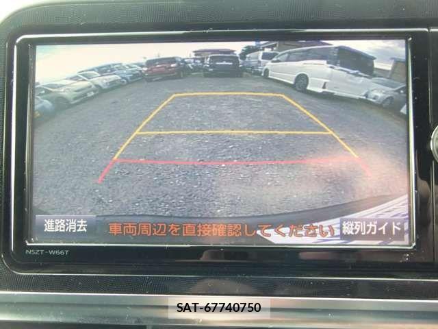 Toyota SIENTA 2017-04 7252308-13