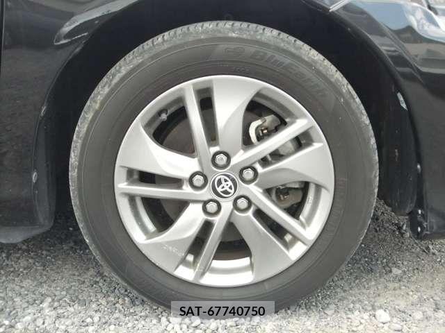Toyota SIENTA 2017-04 7252308-19