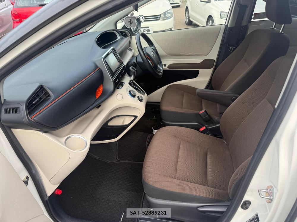 Toyota SIENTA 2016-04 1254477-9