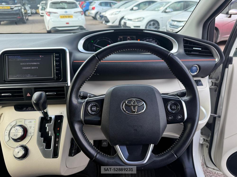 Toyota SIENTA 2016-04 1254477-14