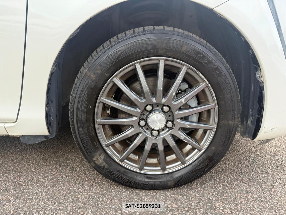 Toyota SIENTA 2016-04 1254477-28