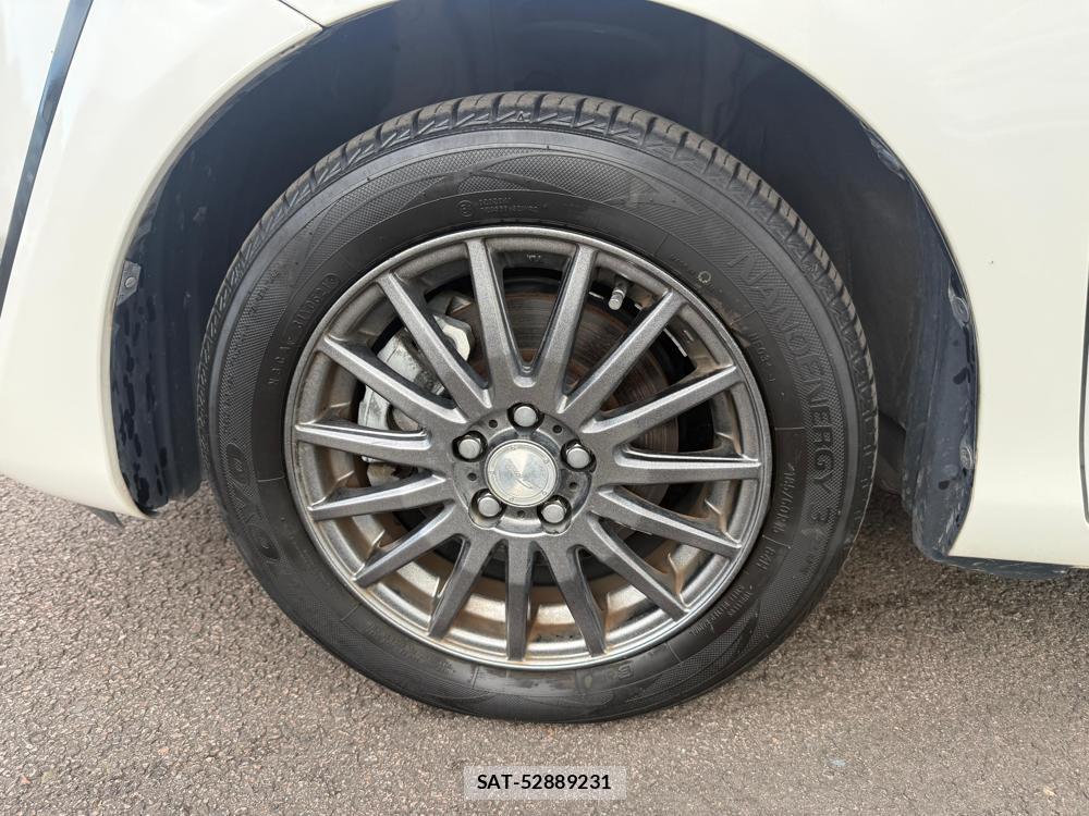 Toyota SIENTA 2016-04 1254477-29