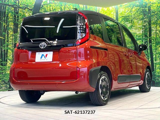 Toyota SIENTA 2023-11 7252289-16
