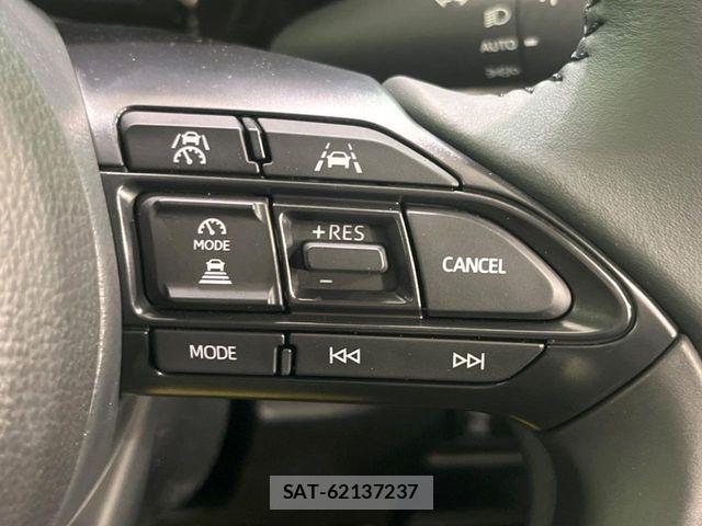 Toyota SIENTA 2023-11 7252289-5
