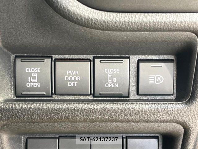 Toyota SIENTA 2023-11 7252289-6