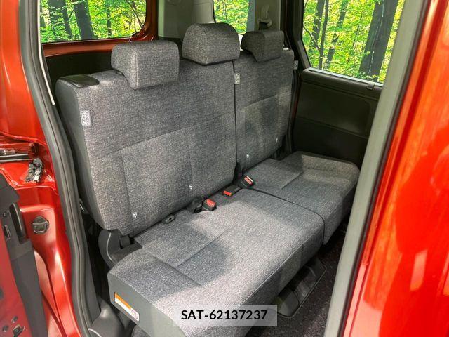 Toyota SIENTA 2023-11 7252289-8