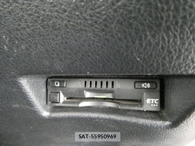 Toyota SIENTA 2017-04 7252306-22