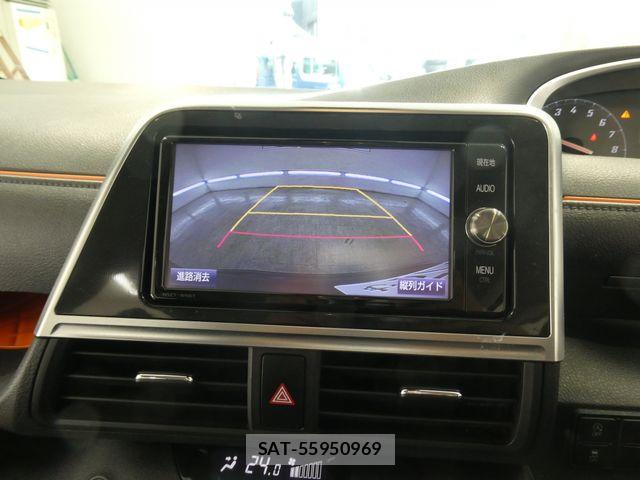 Toyota SIENTA 2017-04 7252306-24