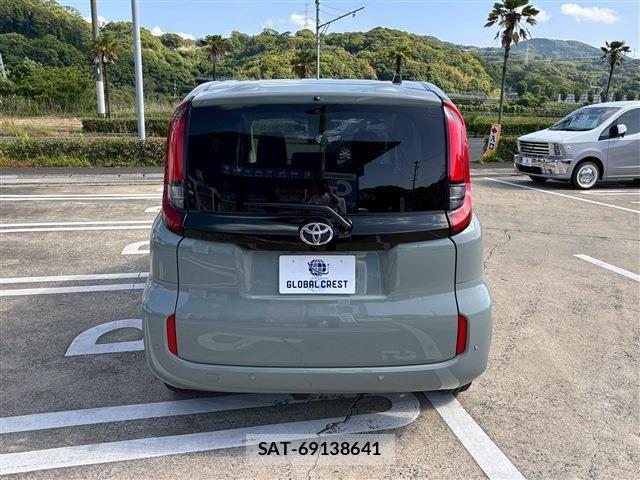 Toyota SIENTA 2023-04 7252300-14