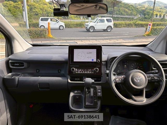 Toyota SIENTA 2023-04 7252300-2