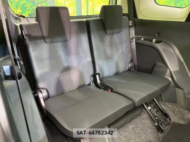 Toyota SIENTA 2023-04 7252298-9