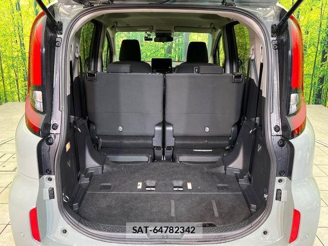 Toyota SIENTA 2023-04 7252298-10
