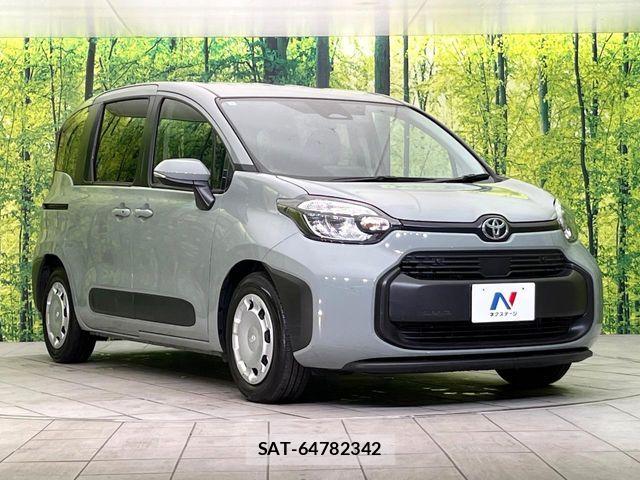 Toyota SIENTA 2023-04 7252298-15