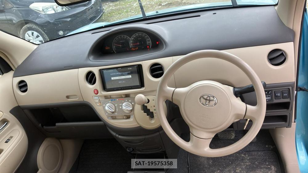 Toyota SIENTA 2009 6341214-12