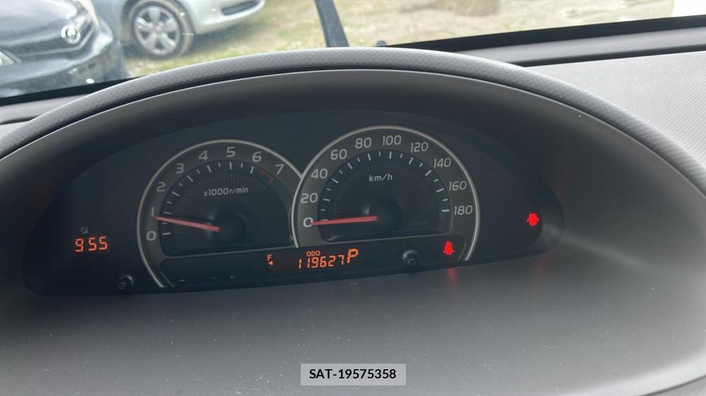 Toyota SIENTA 2009 6341214-13