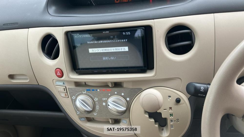 Toyota SIENTA 2009 6341214-15