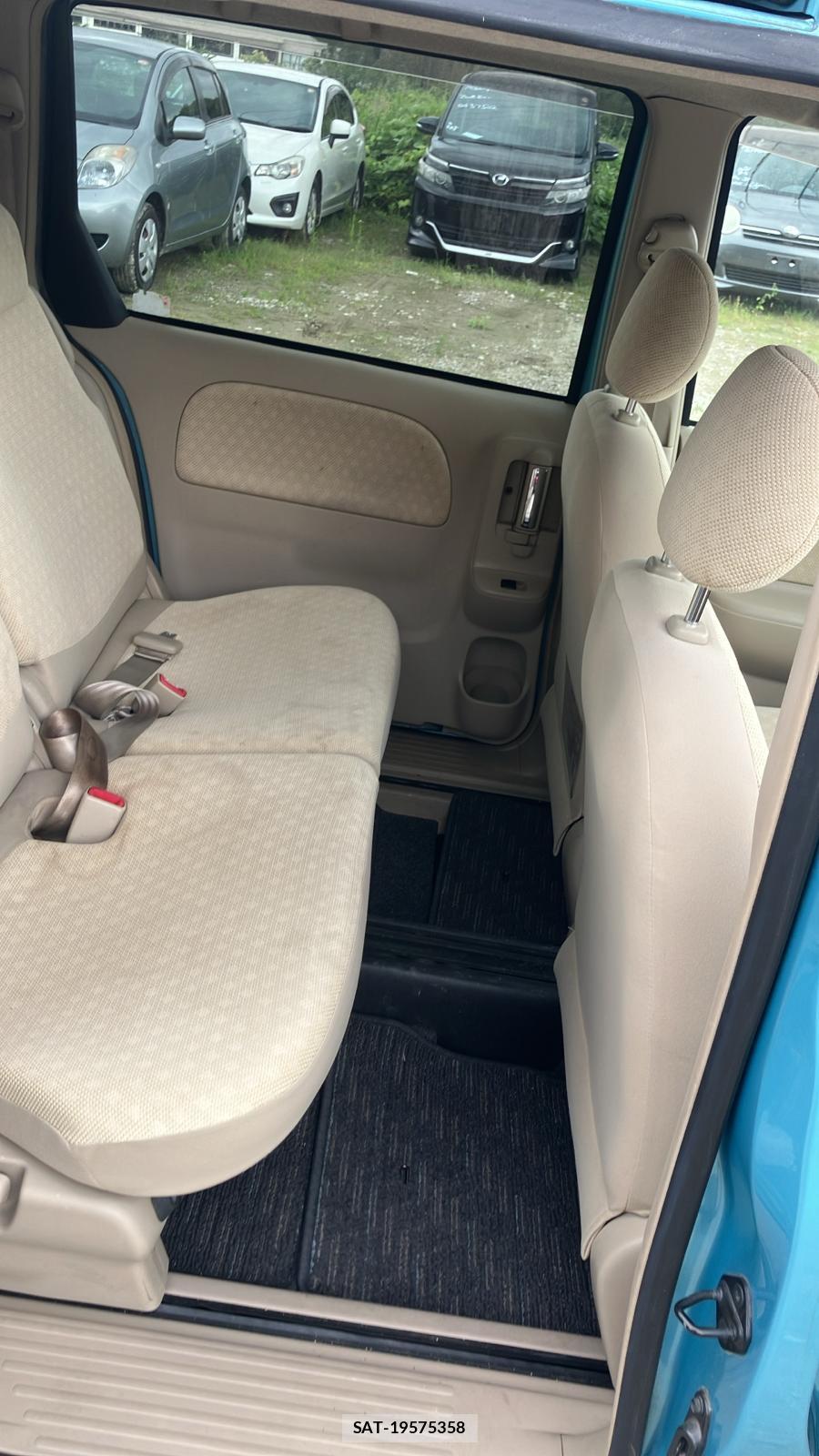 Toyota SIENTA 2009 6341214-8