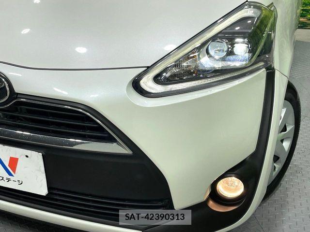 Toyota SIENTA 2015-10 7252302-13
