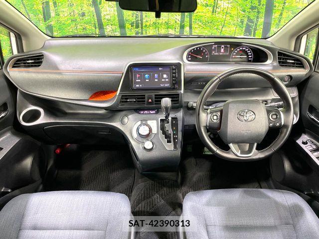 Toyota SIENTA 2015-10 7252302-1