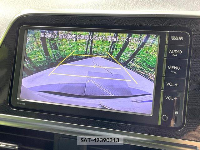 Toyota SIENTA 2015-10 7252302-3