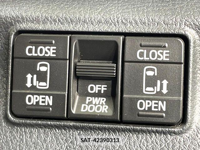 Toyota SIENTA 2015-10 7252302-6