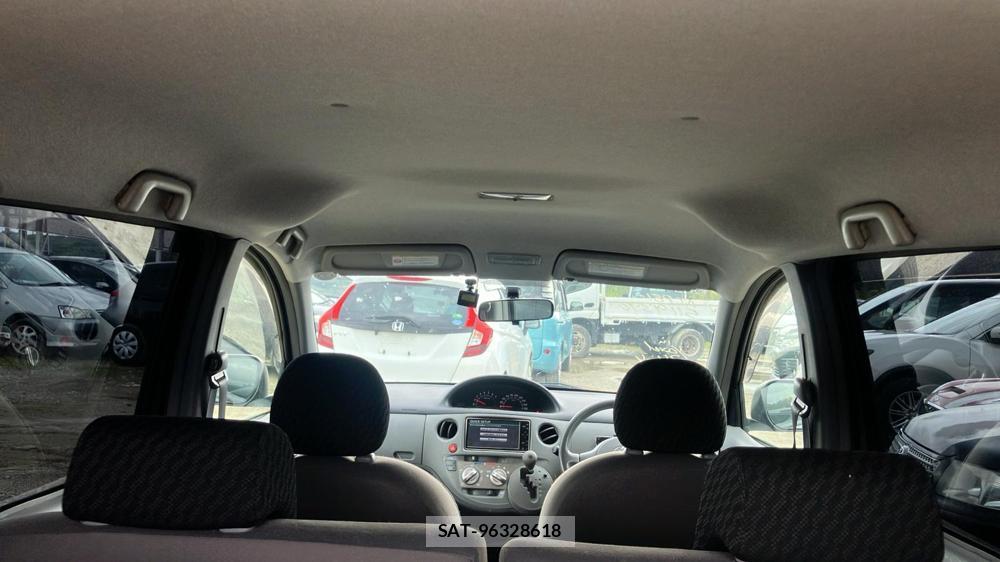 Toyota SIENTA 2010 6435210-20