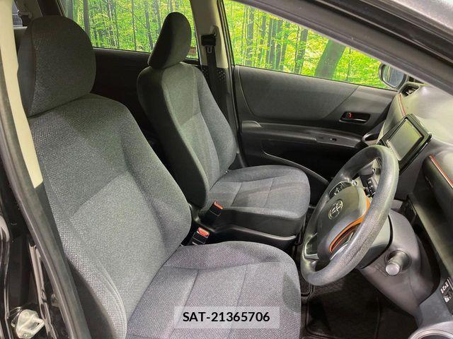 Toyota SIENTA 2015-08 7252305-8