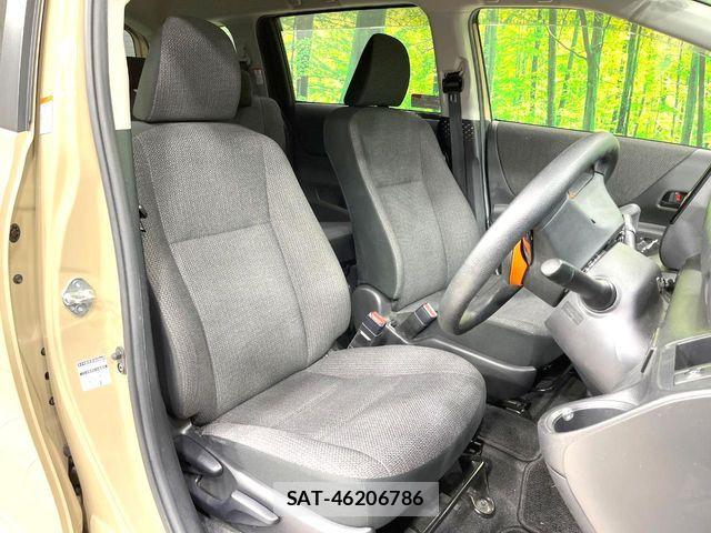 Toyota SIENTA 2020-10 7252299-7