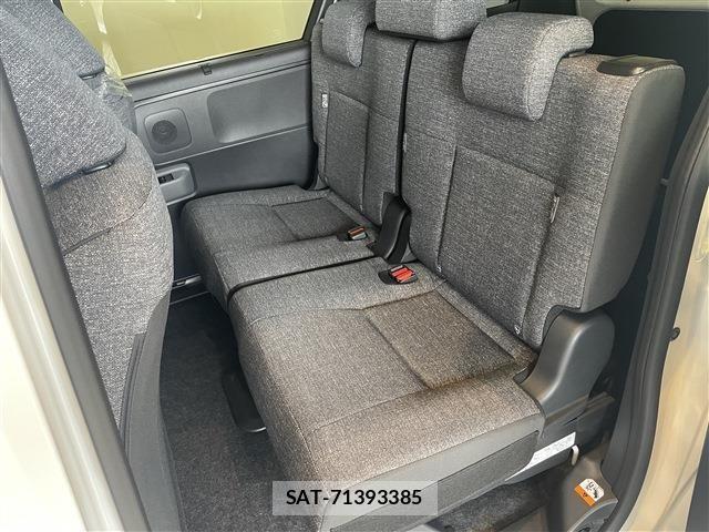 Toyota SIENTA 2026-05 7252285-26