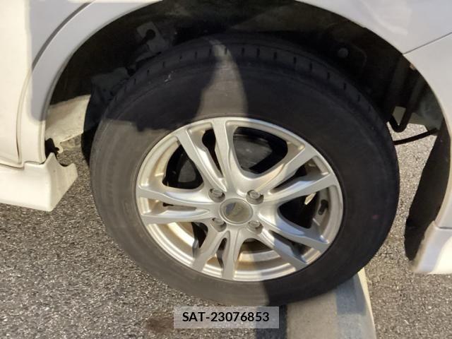 Toyota SIENTA 2010-04 7252307-8