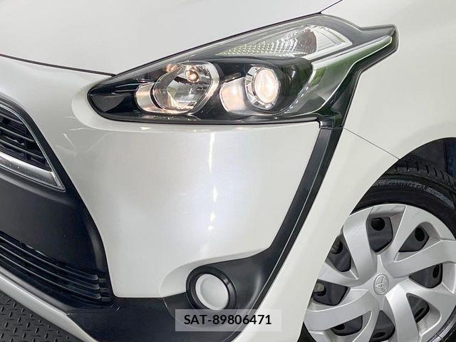Toyota SIENTA 2017-07 7252304-12