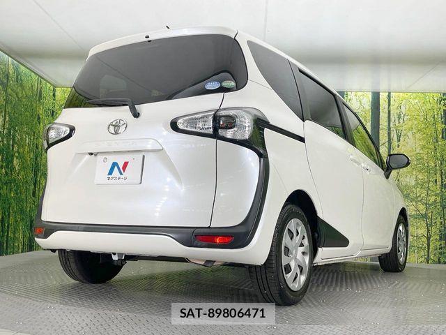 Toyota SIENTA 2017-07 7252304-17