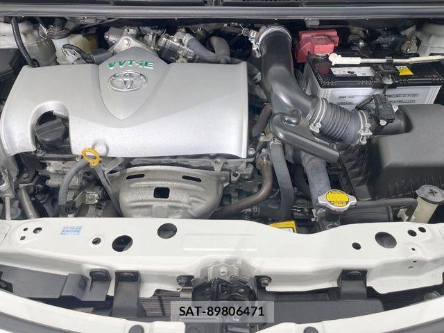 Toyota SIENTA 2017-07 7252304-18
