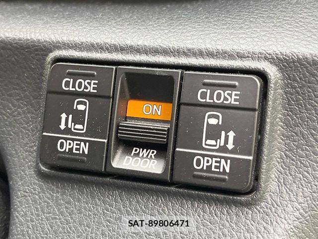 Toyota SIENTA 2017-07 7252304-3