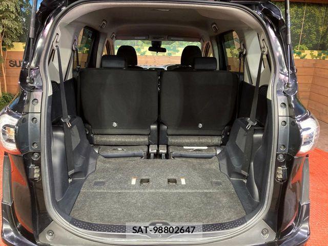 Toyota SIENTA 2015-12 7252303-10