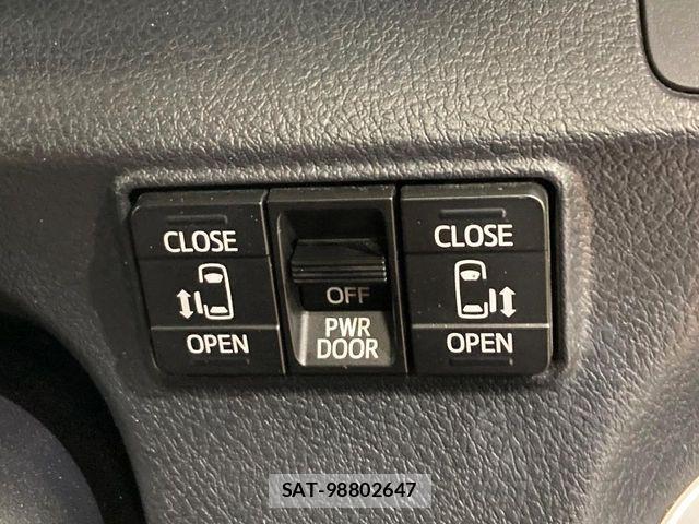 Toyota SIENTA 2015-12 7252303-5