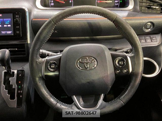 Toyota SIENTA 2015-12 7252303-7