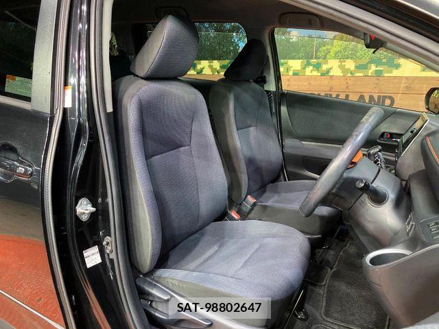 Toyota SIENTA 2015-12 7252303-8