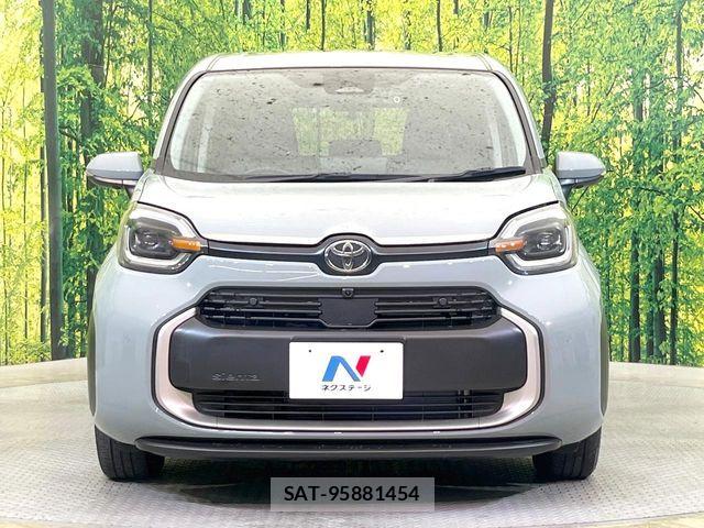 Toyota SIENTA 2023-12 7252288-14
