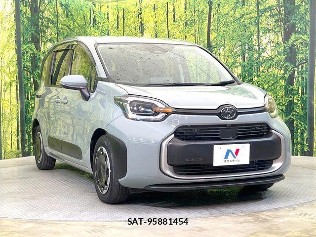 Toyota SIENTA 2023-12 7252288-16