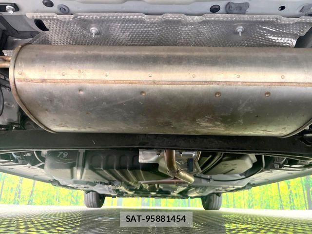 Toyota SIENTA 2023-12 7252288-19