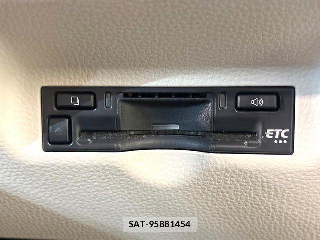 Toyota SIENTA 2023-12 7252288-6