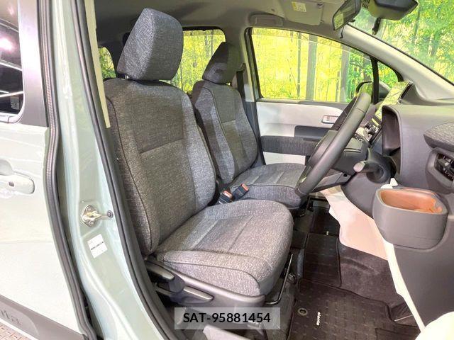 Toyota SIENTA 2023-12 7252288-7