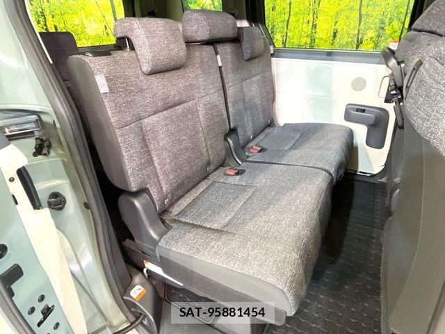 Toyota SIENTA 2023-12 7252288-8