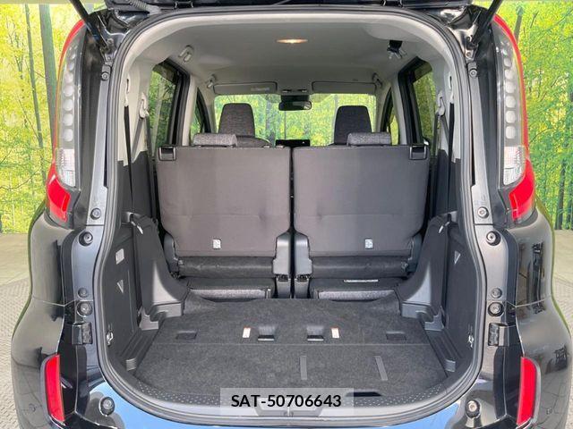 Toyota SIENTA 2023-08 7252291-10