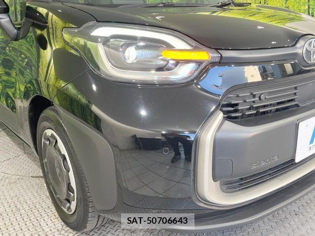 Toyota SIENTA 2023-08 7252291-13