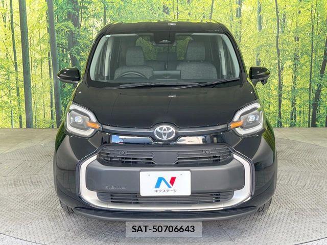 Toyota SIENTA 2023-08 7252291-14
