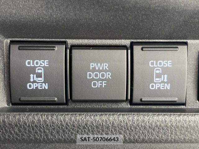 Toyota SIENTA 2023-08 7252291-6